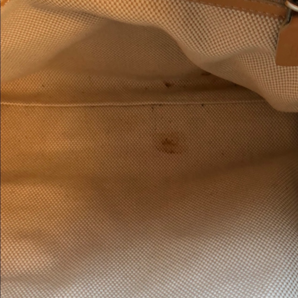 Tod’s camel leather shoulder bag - Picture 5 of 8